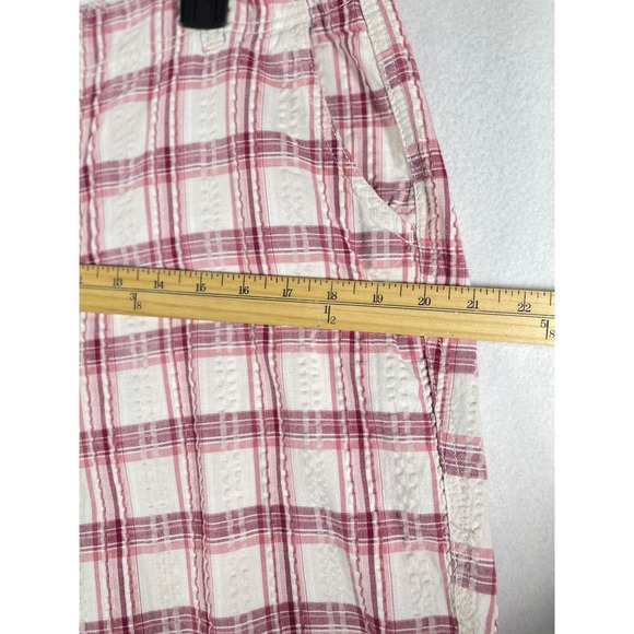 Dockers Collection Plaid Shorts Favorite Fit Size 14 Women‎ Golf Bermuda Pink - Picture 7 of 10